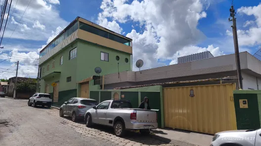 Casa com 3 Quartos à venda, 120m² no , Caeté