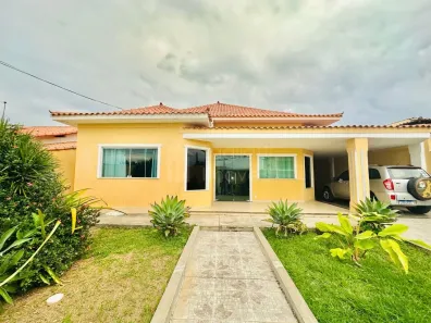 Casa com 4 Quartos à venda, 200m² no Parque Hotel, Araruama