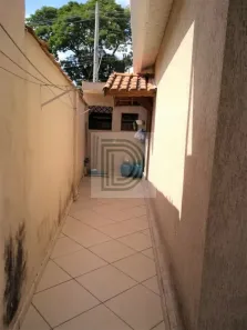 Casa com 2 Quartos à venda, 150m² no Centro, Embu das Artes