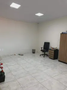 Galpão / Depósito / Armazém com 3 Quartos à venda, 240m² no Novo Paraíso, Aracaju
