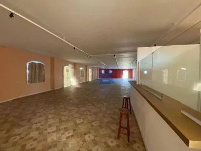 Loja / Salão / Ponto Comercial para venda ou aluguel, 600m² no Jardim da Luz, Itatiba