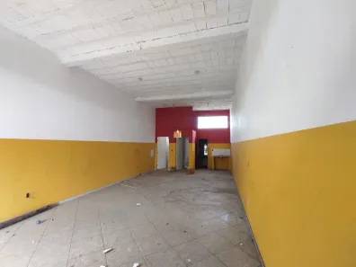 Loja / Salão / Ponto Comercial à venda, 360m² no Esmeraldas, Esmeraldas