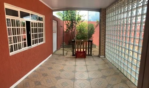Casa com 4 Quartos à venda, 300m² no Região dos Lagos, Brasília