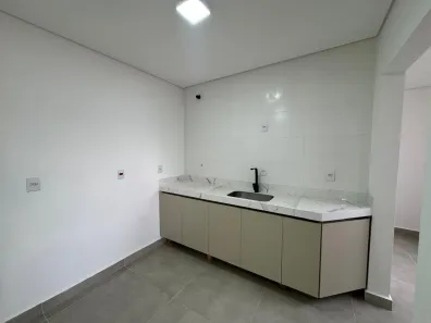 Apartamento com 2 Quartos para alugar, 70m² no São Carlos, Pouso Alegre