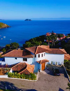 Casa de Condomínio com 5 Quartos à venda, 700m² no Village de Búzios, Armação dos Búzios