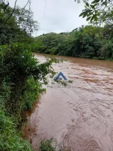 Fazenda / Sítio / Chácara com 2 Quartos à venda, 95m² no Zona Rural, Ibiporã