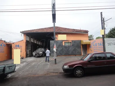 Galpão / Depósito / Armazém à venda, 520m² no Centro, Araraquara