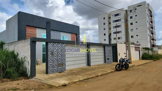 Casa de Condomínio com 3 Quartos à venda, 102m² no Candeias, Vitória da Conquista