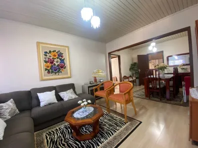 Casa com 3 Quartos à venda, 223m² no Centro, Campo Largo
