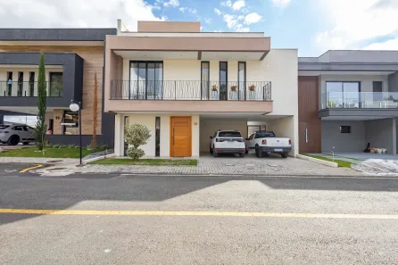 Casa de Condomínio com 3 Quartos à venda, 240m² no Campo Pequeno, Colombo
