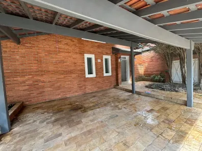 Casa de Condomínio com 3 Quartos para venda ou aluguel, 200m² no Transurb, Itapevi