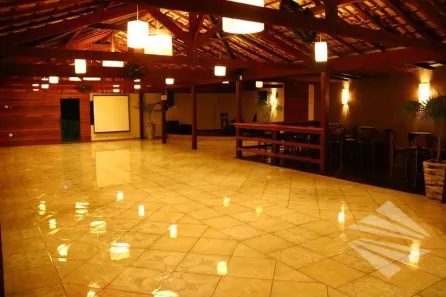 Loja / Salão / Ponto Comercial à venda, 415m² no Caminho Novo, Tremembé