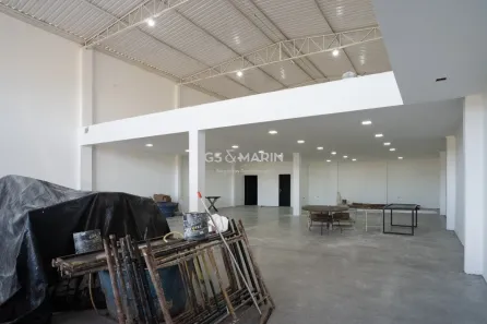 Loja / Salão / Ponto Comercial para alugar, 500m² no Jardim Alvorada, Cambé