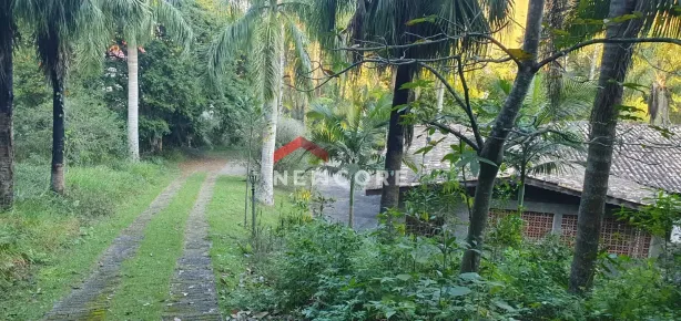 Fazenda / Sítio / Chácara com 4 Quartos à venda, 404m² no Chácaras Copaco, Arujá