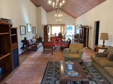 Casa com 6 Quartos à venda, 300m² no , Embu-Guaçu