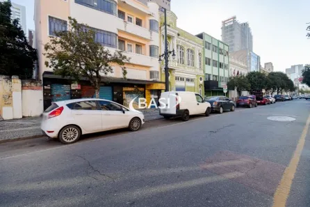Prédio Inteiro à venda, 1340m² no Centro, Curitiba