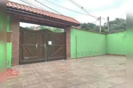 Casa com 2 Quartos à venda, 550m² no Cintra Gordinho, Araçariguama