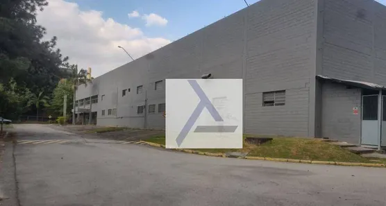 Galpão / Depósito / Armazém para venda ou aluguel, 7669m² no Jardim Itaquiti, Barueri