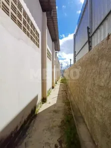 Galpão / Depósito / Armazém à venda, 1950m² no Atrás da Banca, Petrolina