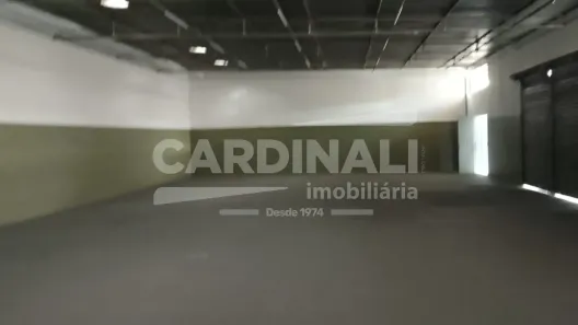 Galpão / Depósito / Armazém para alugar, 326m² no Jardim Santa Lúcia, Araraquara