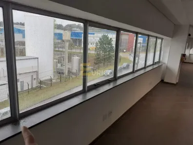 Galpão / Depósito / Armazém para alugar, 690m² no Distrito Industrial Alfredo Relo, Itatiba