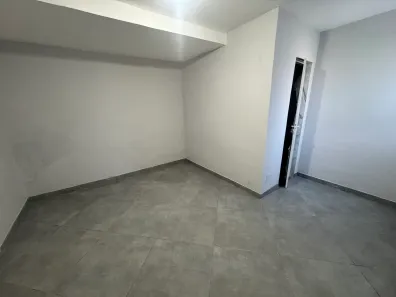 Casa com 2 Quartos para alugar, 200m² no Moquetá, Nova Iguaçu