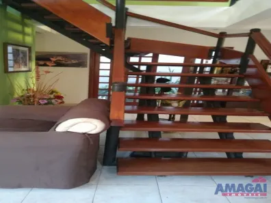 Sobrado com 6 Quartos à venda, 454m² no Centro, Igaratá
