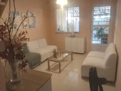 Casa de Condomínio com 2 Quartos à venda, 68m² no Ouro Verde, Nova Iguaçu