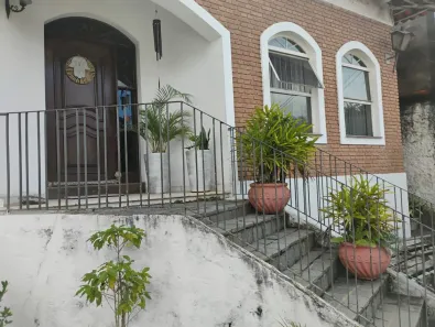 Casa com 4 Quartos à venda, 172m² no Centro, Embu das Artes
