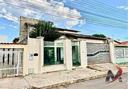 Casa com 4 Quartos à venda, 220m² no Formosinha, Formosa