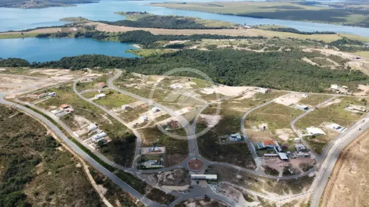 Terreno / Lote / Condomínio à venda, 826m² no Condomínio Ventura, 