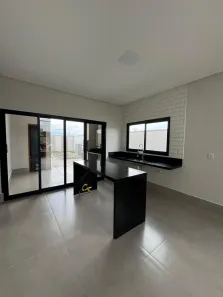 Casa de Condomínio com 3 Quartos à venda, 136m² no Rosa de Leiria Condomínio Horizontal, Goianira