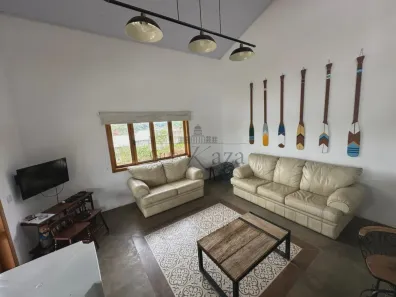 Casa de Condomínio com 2 Quartos à venda, 189m² no IGARATA, Igaratá