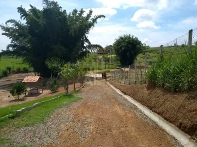 Fazenda / Sítio / Chácara com 1 Quarto à venda, 3500m² no Chácara Marambaia, Caçapava