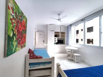 Kitnet com 1 Quarto para alugar, 27m² no Pitangueiras, Guarujá