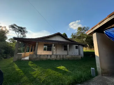Fazenda / Sítio / Chácara com 3 Quartos à venda, 6000m² no Sorocabucu, Ibiúna