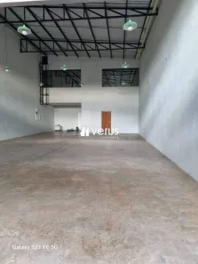 Galpão / Depósito / Armazém à venda, 330m² no Grand Ville, Uberlândia