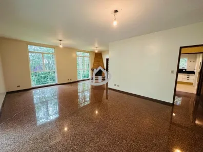 Fazenda / Sítio / Chácara com 3 Quartos para venda ou aluguel, 273m² no Chácaras Bartira, Embu das Artes