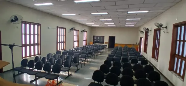 Loja / Salão / Ponto Comercial com 1 Quarto à venda, 216m² no Coelho, São Gonçalo