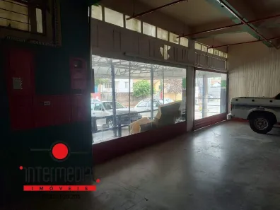 Loja / Salão / Ponto Comercial com 3 Quartos para alugar, 540m² no Águia da Castelo, Boituva