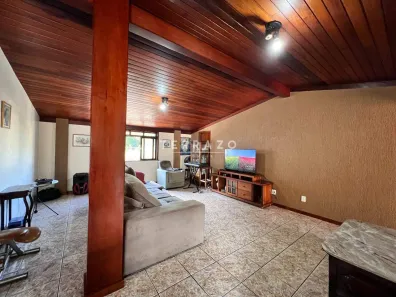 Cobertura com 2 Quartos para alugar, 66m² no Paineira, Teresópolis