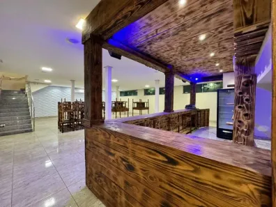 Prédio Inteiro à venda, 376m² no Jardim Buriti Sereno, Aparecida de Goiânia