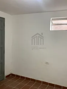 Casa com 1 Quarto para alugar, 15m² no Vila Aparecida, Itapevi