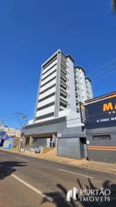 Prédio Inteiro com 9 Quartos para venda ou aluguel, 4294m² no Centro, Bauru