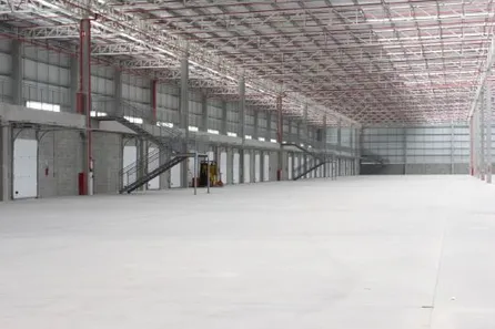 Galpão / Depósito / Armazém para alugar, 5674m² no Loteamento Industrial Coral, Mauá