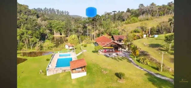 Fazenda / Sítio / Chácara à venda, 200m² no Triângulo Azul, São Lourenço da Serra