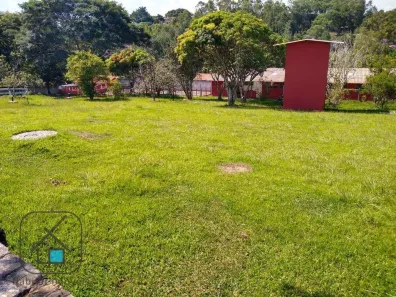 Fazenda / Sítio / Chácara com 4 Quartos à venda, 10000m² no Maracatu, Guararema