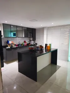 Sobrado com 4 Quartos para alugar, 280m² no Candeias, Jaboatão dos Guararapes
