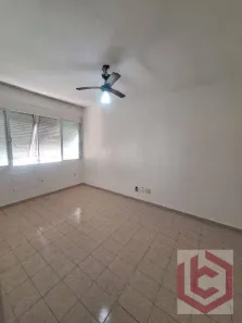 Kitnet para alugar, 30m² no Boqueirão, Santos