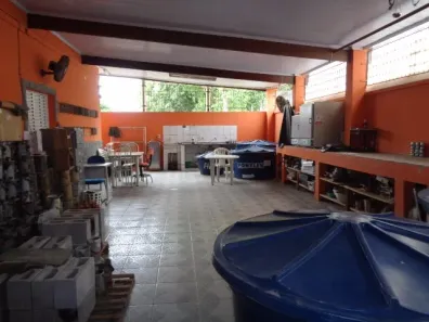 Galpão / Depósito / Armazém à venda, 450m² no Paraíso, Resende